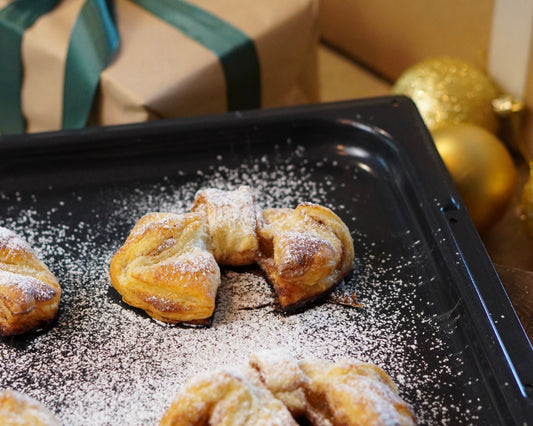 Quick 15-Minute Cinnamon Puff Pastry Bows