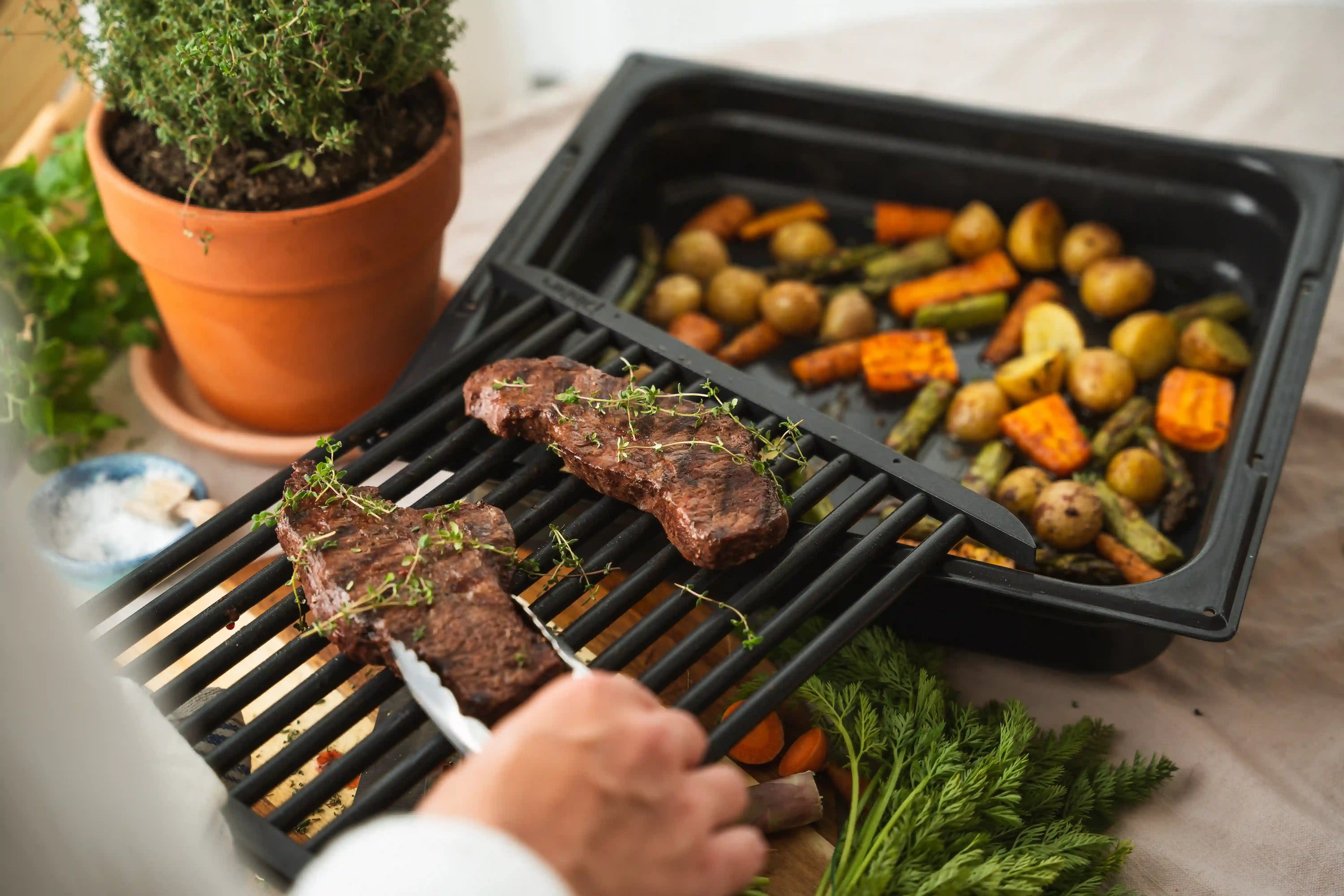 Krisiga rotfrukter & saftigt kött i ugnen