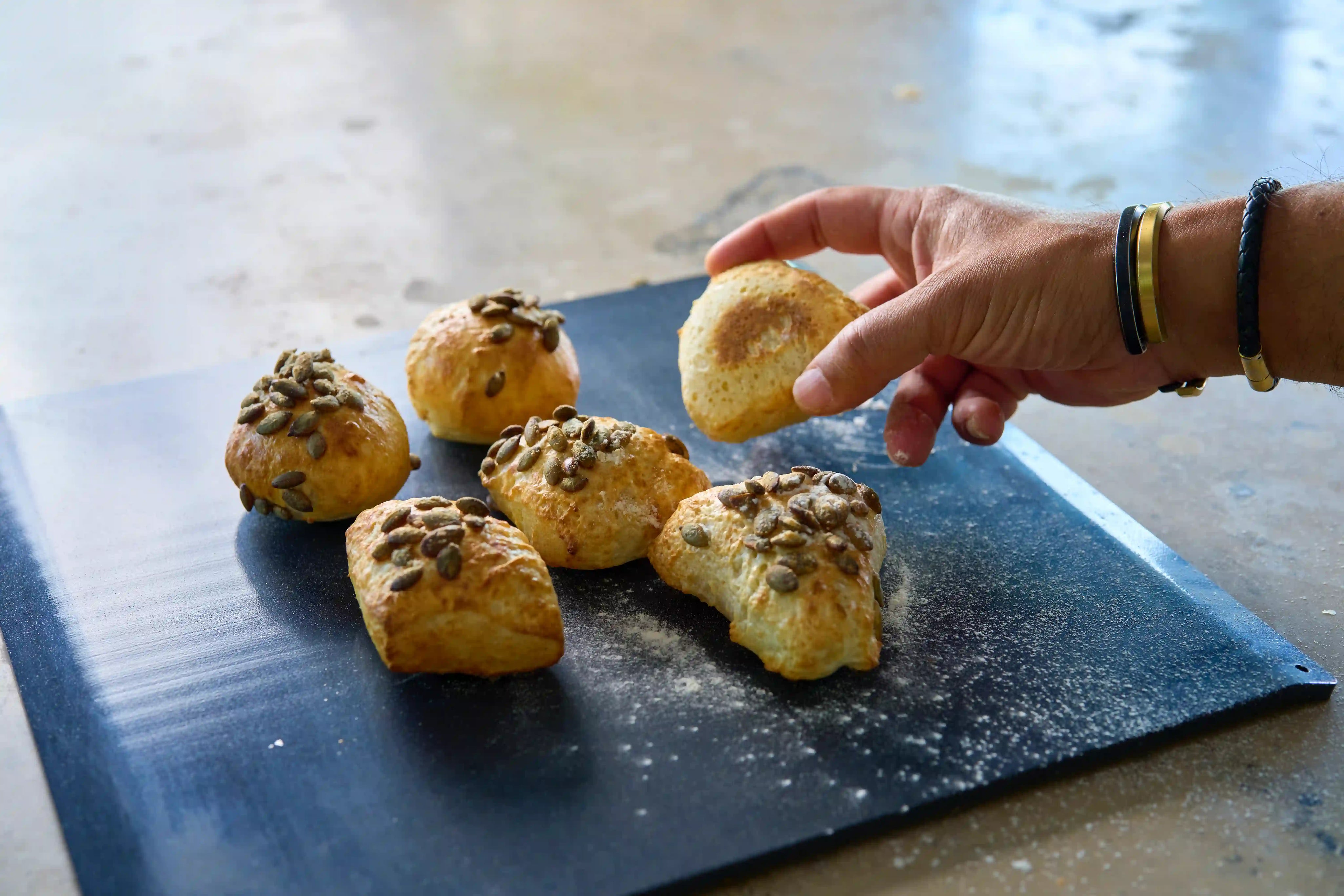 OneTray bakplåt – plåt för perfekt pizza och bakverk varje gång.