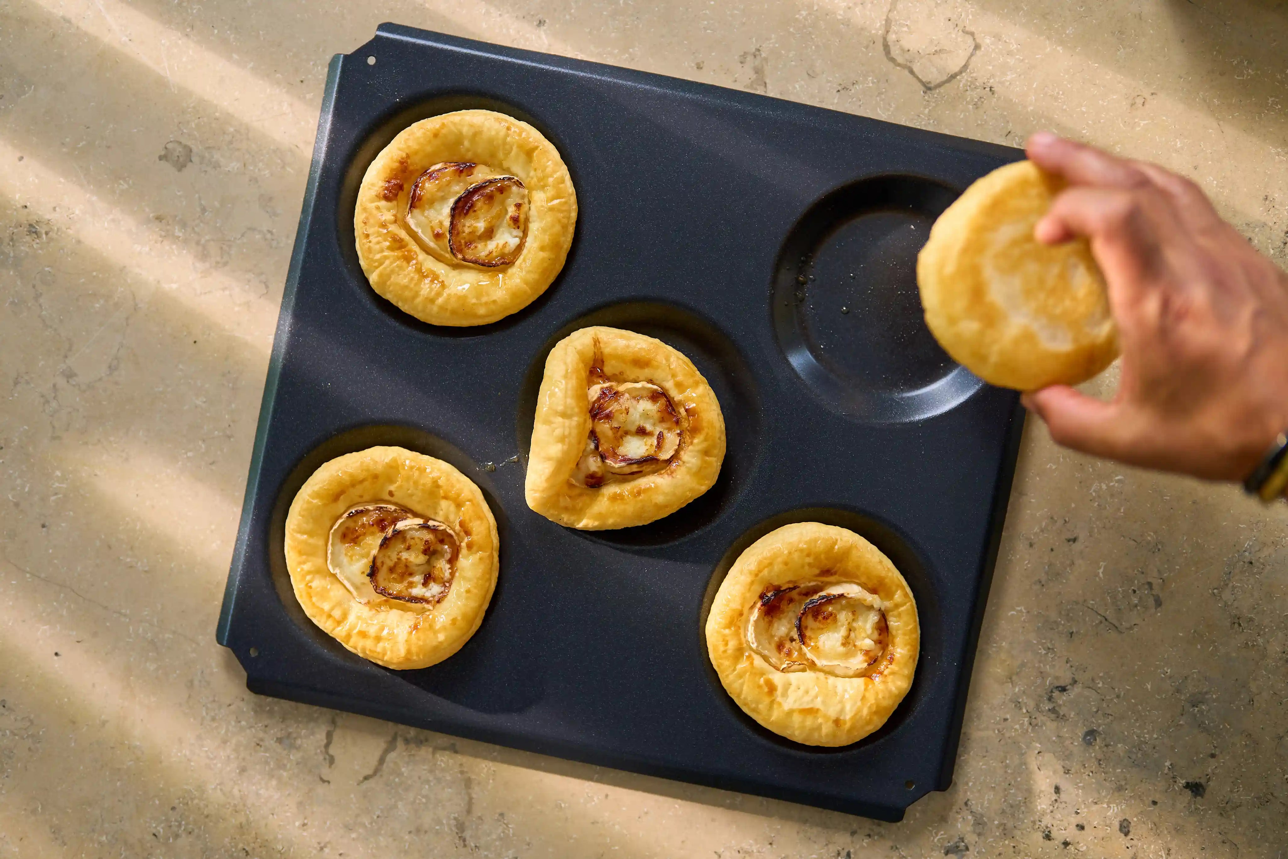 OneForm – PFAS-fri bakform för småkakor och bakverk med jämn gräddning.