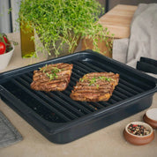 Grilla hemma med OneTray ugnsform med grillgaller.